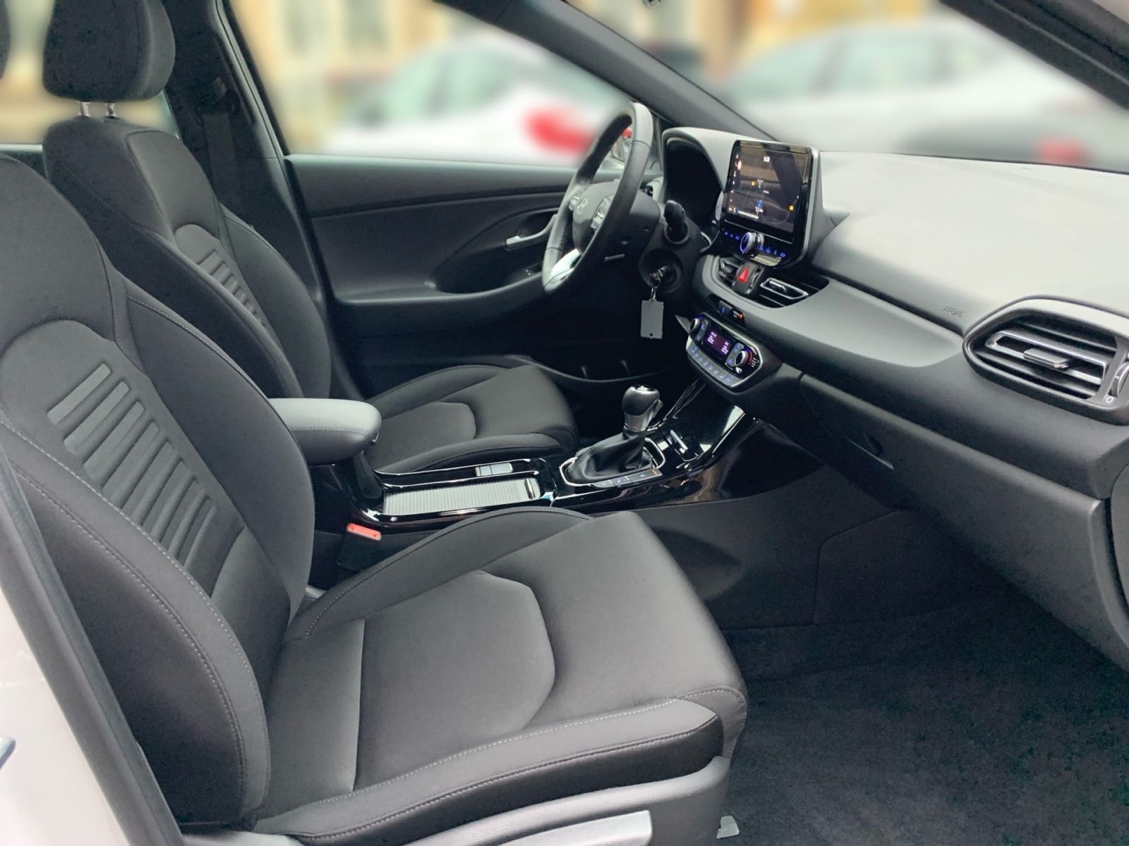 Fahrzeugabbildung Hyundai i30 Kombi 1.0 T-GDI 7-DCT Advantage LED Navi