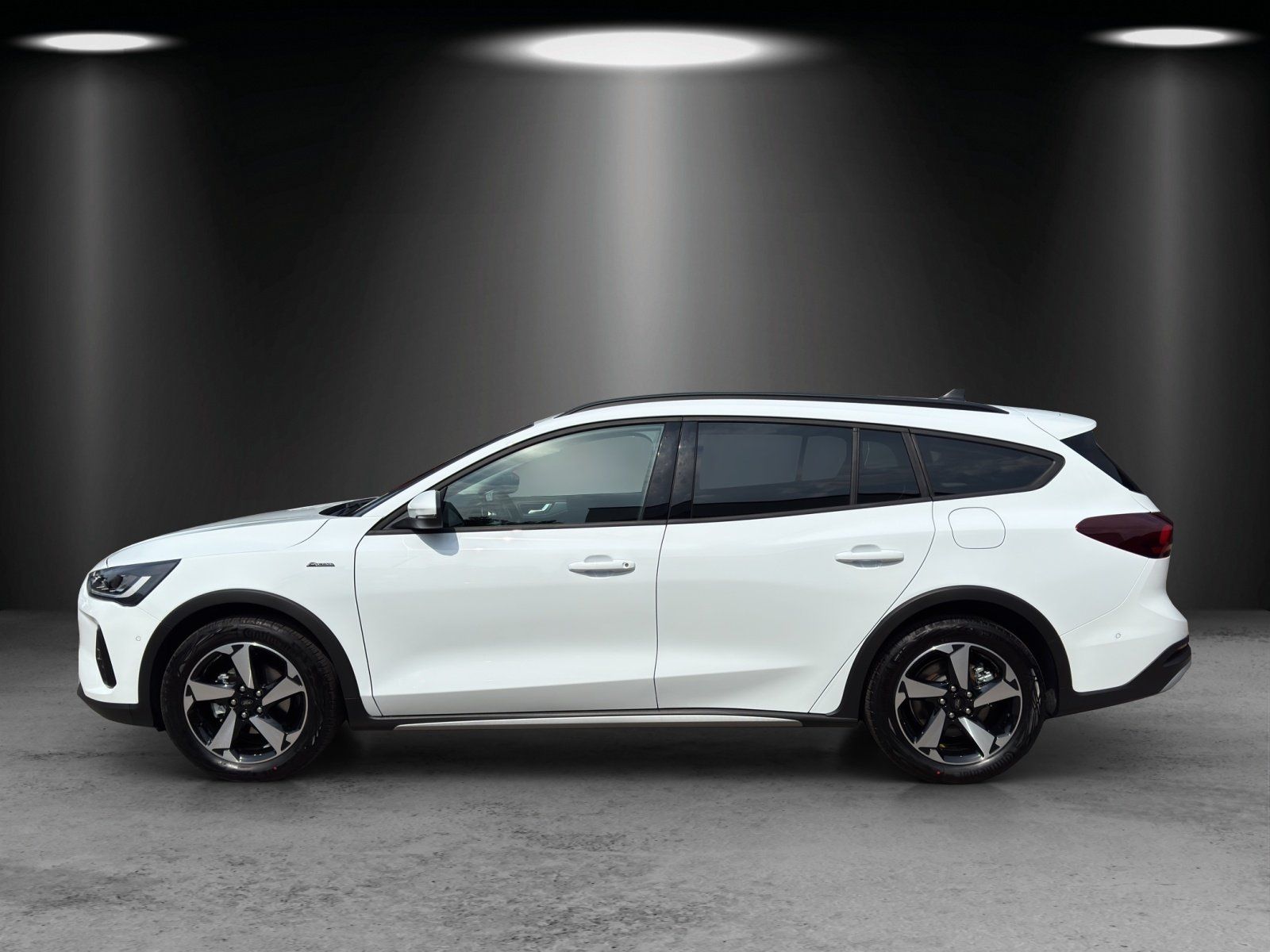 Fahrzeugabbildung Ford Focus Turnier Active WINTER/EASY-PARK/FAHRERASII