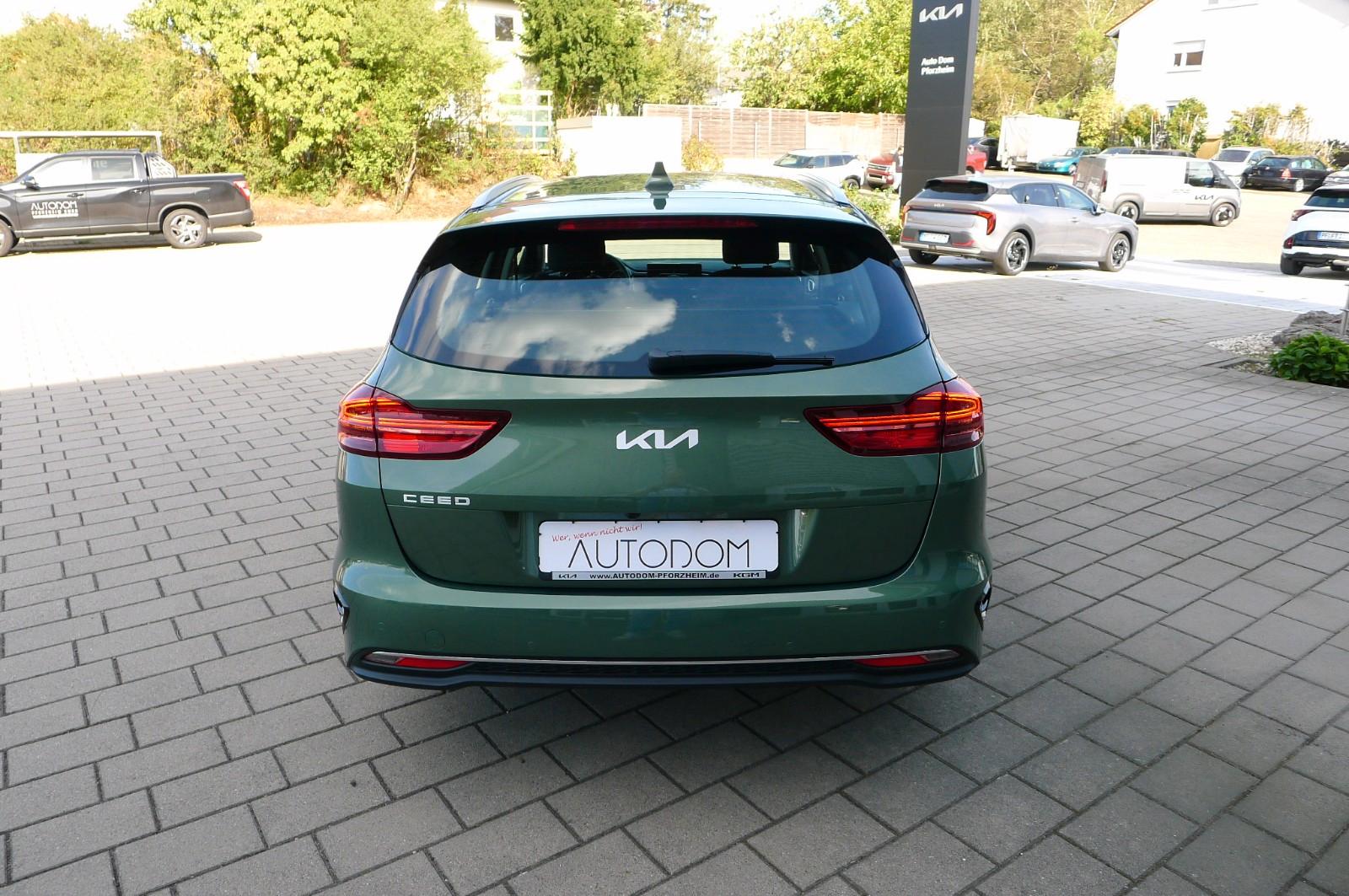 Kia Ceed SW 1.5 T-GDI 140 PS DCT Spirit/Navi/UVO