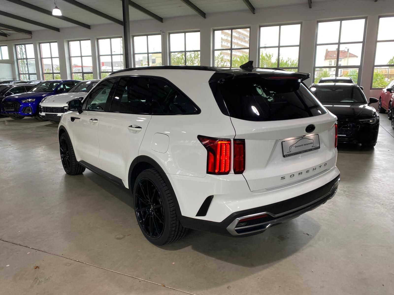 Fahrzeugabbildung Kia Sorento 2.2 CRDi Spirit 2WD/Navi/LED/1.Hd/U-Frei