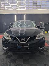 Nissan Pulsar neopatentati - schwarze Nissan Pulsar