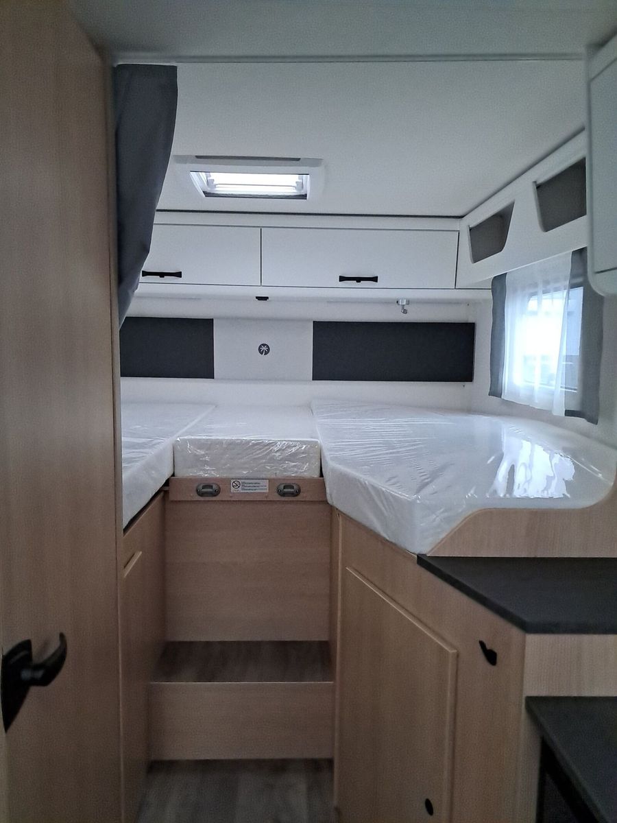 Fahrzeugabbildung Sunlight Adventure T 67S Automatik, Dörr Edition, TV