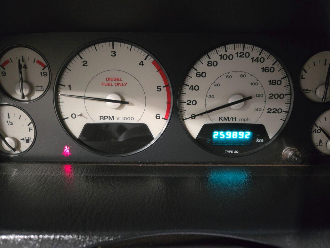 Jeep Grand Cherokee 2004 — photo 11