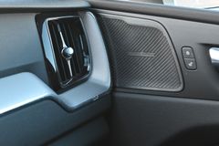 Fahrzeugabbildung Volvo XC60 R-Design D5 AWD *Luft*Pano*AHK*