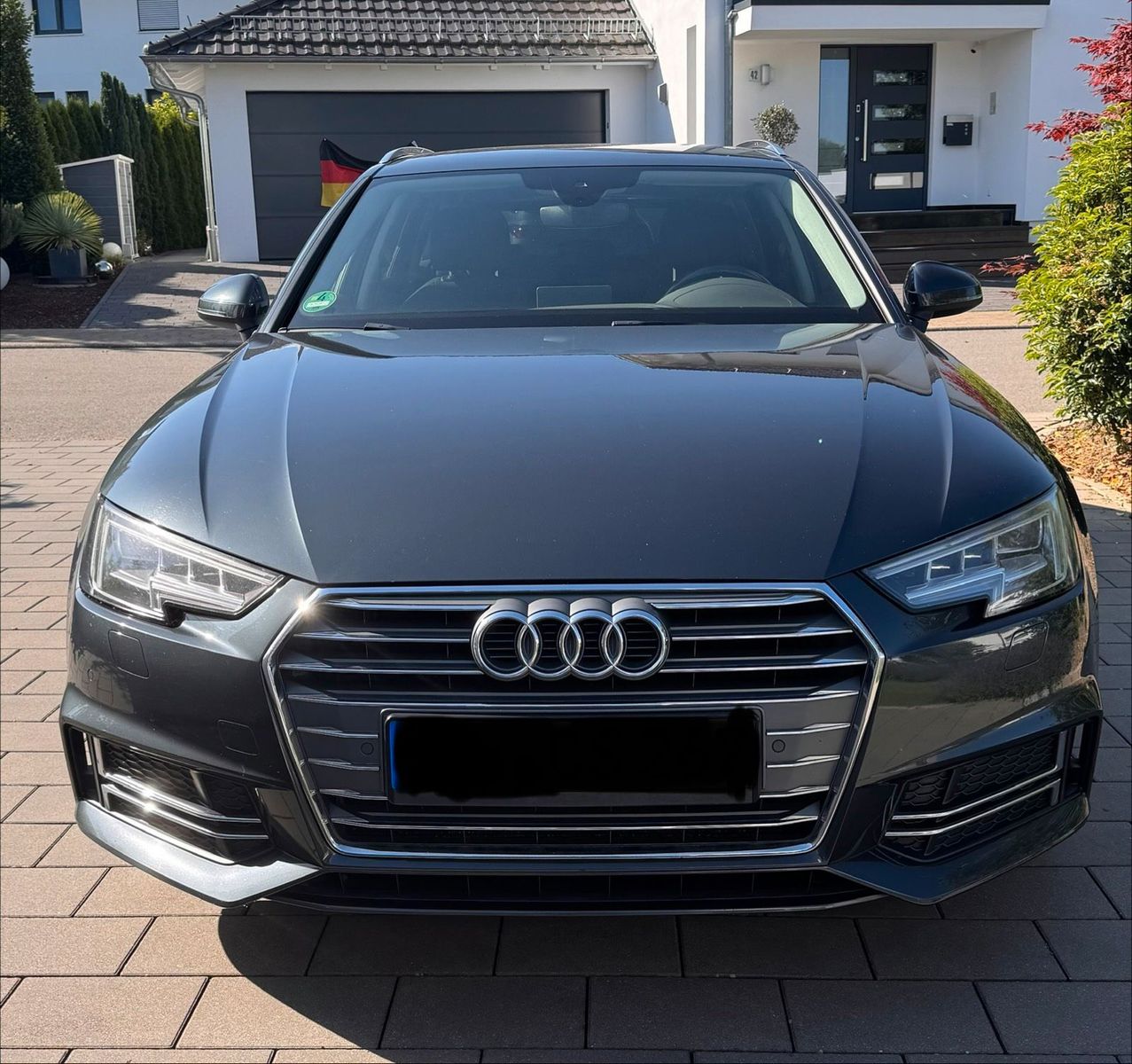 AUDI Audi A4 S-Line