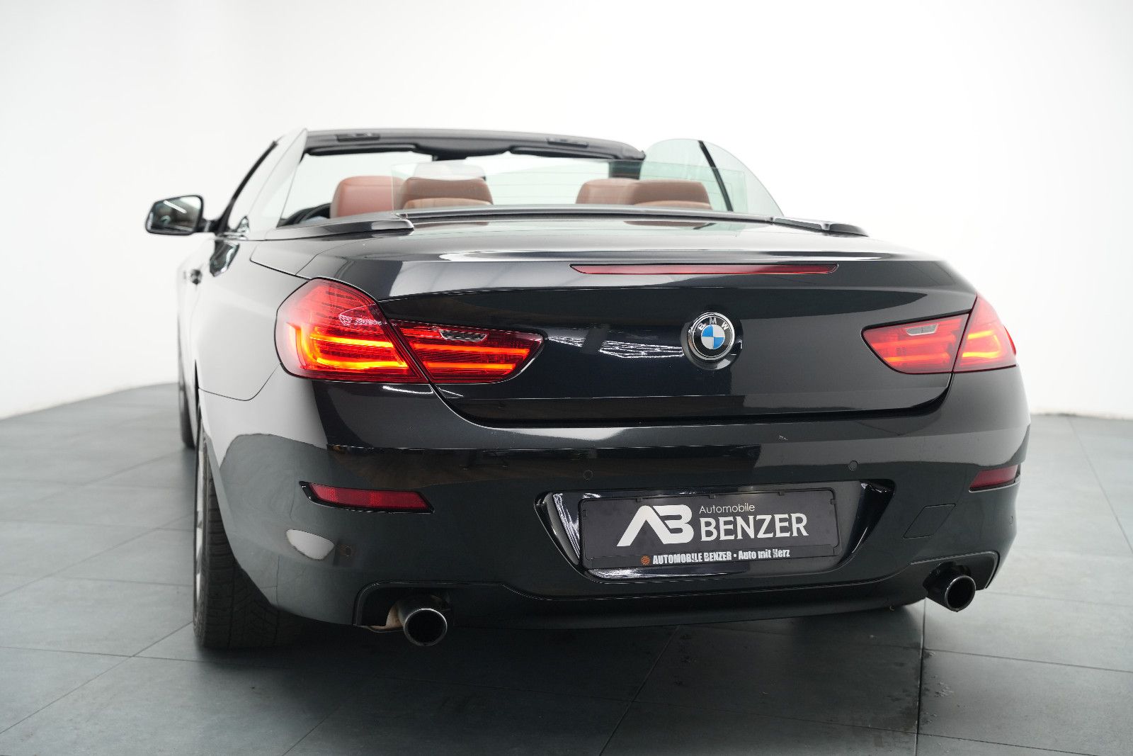 Fahrzeugabbildung BMW 640 Cabrio d xDrive/KAMERA/NAVI/MEMORY/BI-XENON