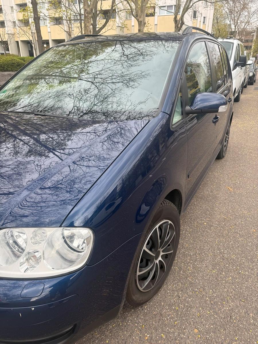 Volkswagen Touran 2005 — photo 5