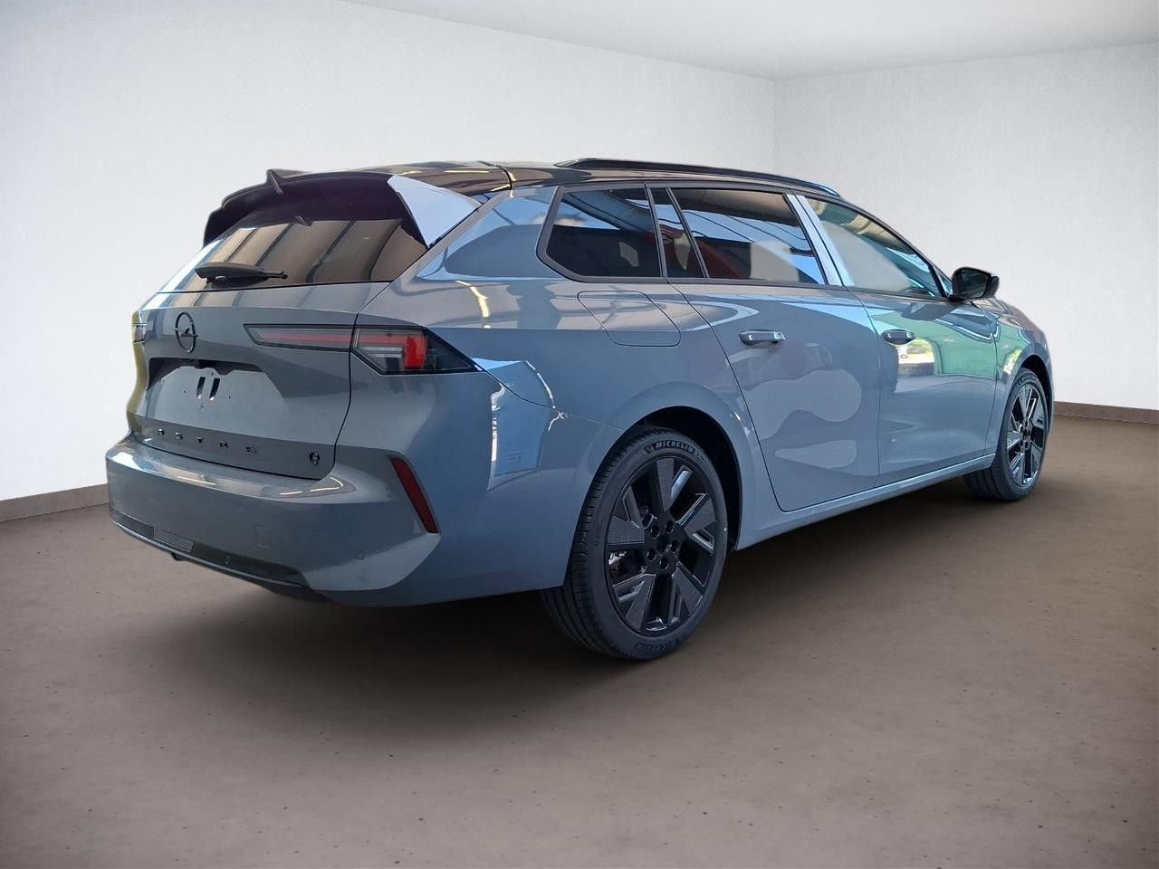 Fahrzeugabbildung Opel Astra L ST GS Electric 115KW