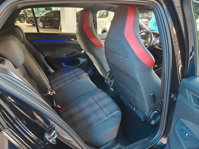 Golf VIII GTI*Matrix*Panorama*AHK*Black-Style