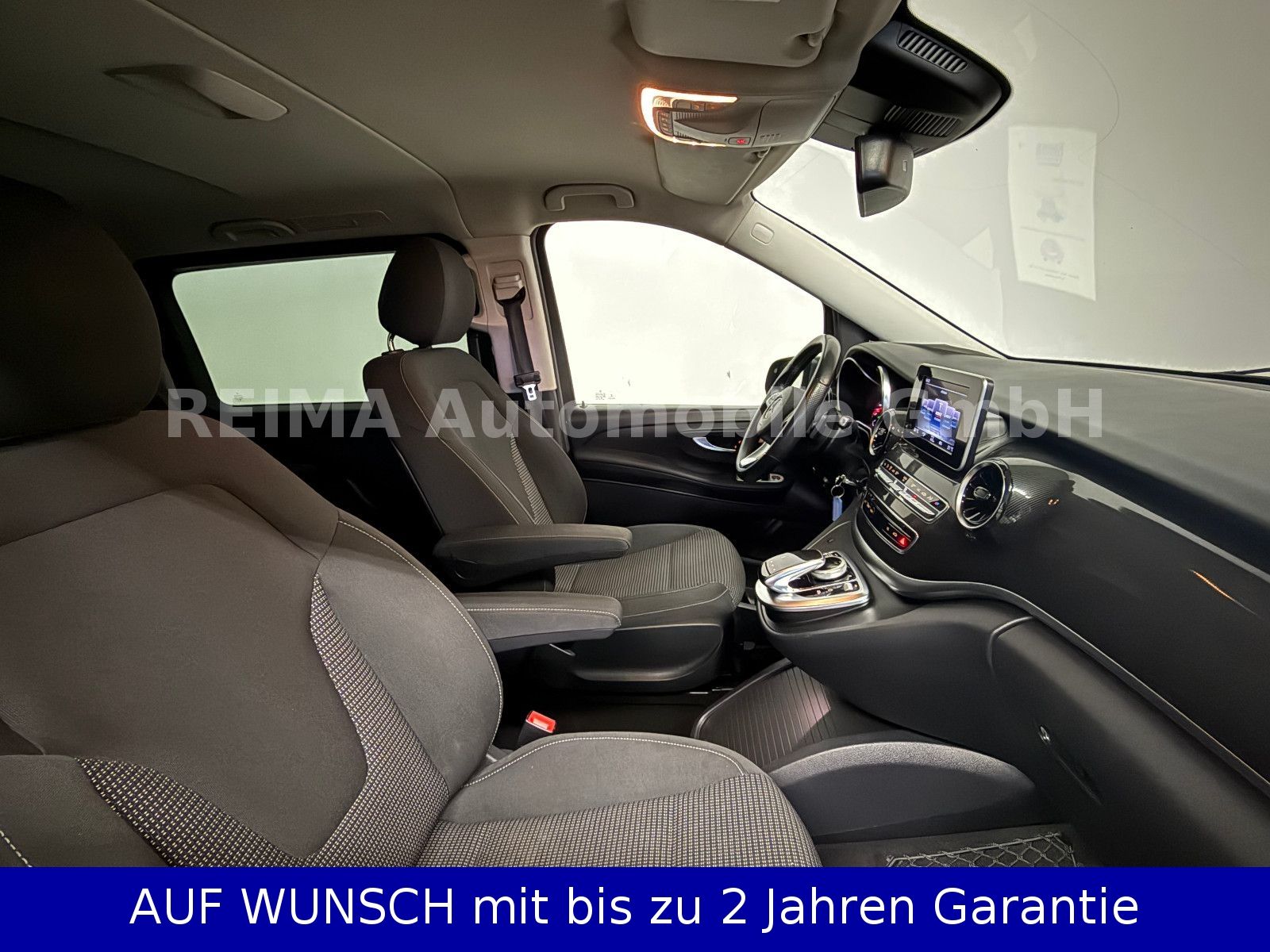 Fahrzeugabbildung Mercedes-Benz V 250 d EDITION lang, 6 Sitzer, LED, ACC