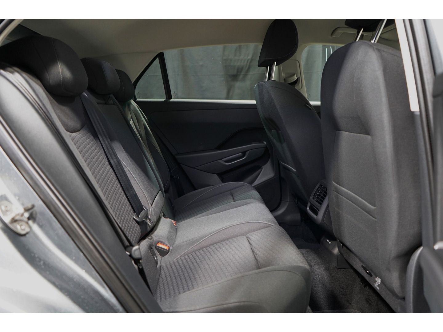 Volkswagen T-Roc - Bild 10