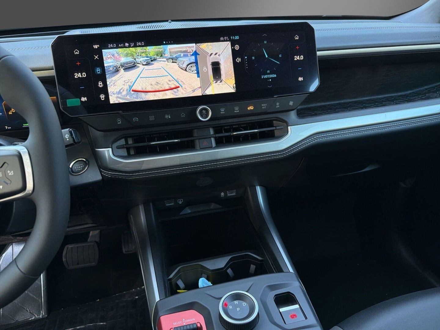 Fahrzeugabbildung Jeep Compass MY26 FIRST EDITION E-HYBRID PANO VOLL