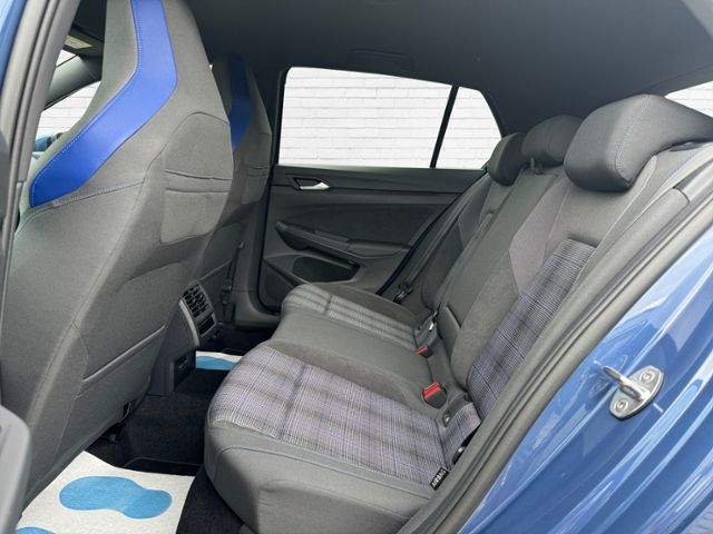 Fahrzeugabbildung Volkswagen Golf GTE 1.5 eHybrid FACELIFT - MTRX*360*18"*DCC