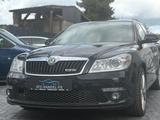 Skoda Octavia Combi RS 2.0L Diesel DSG RS Ausstsattung