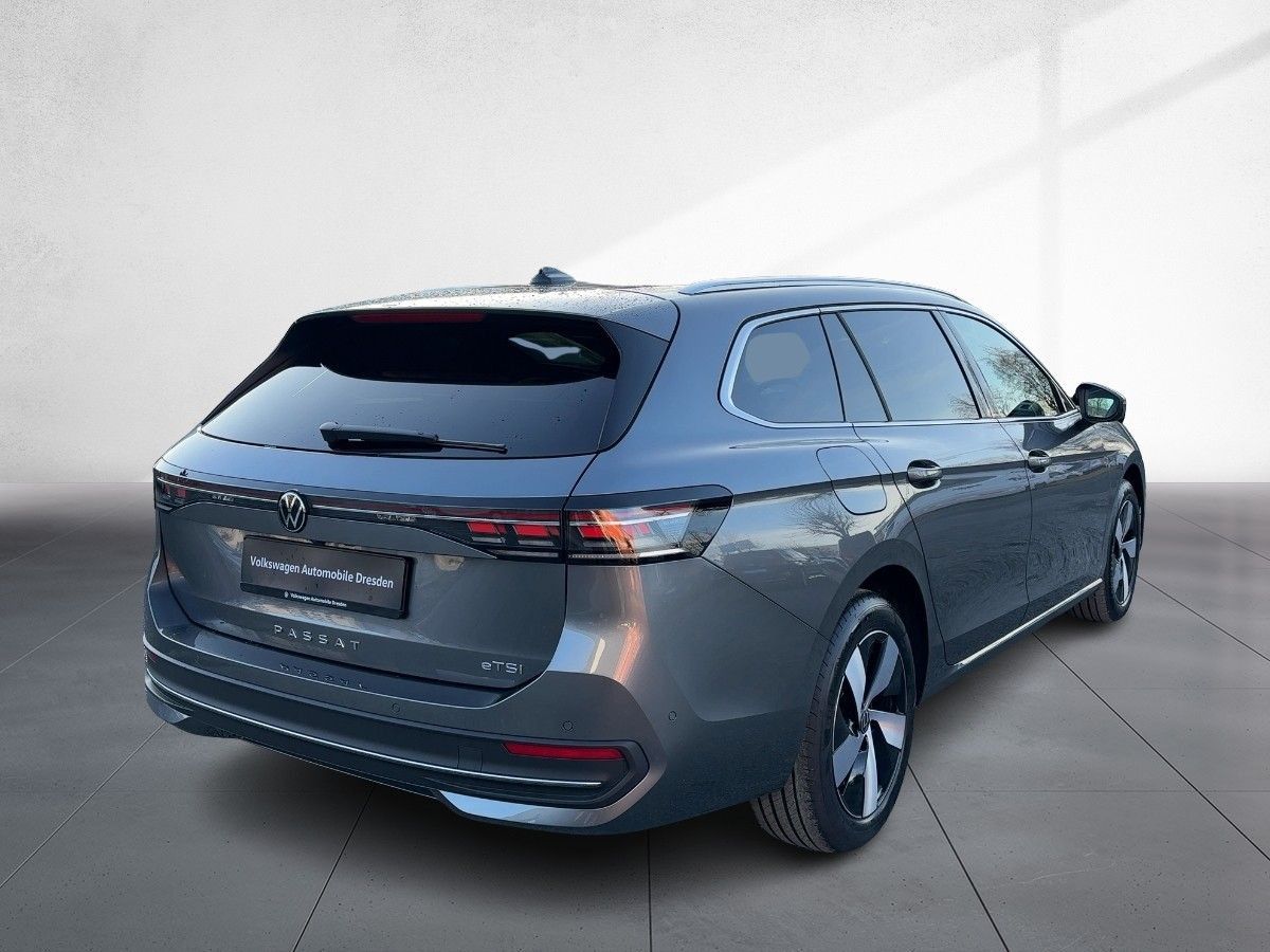 Volkswagen Passat Variant - Bild 3