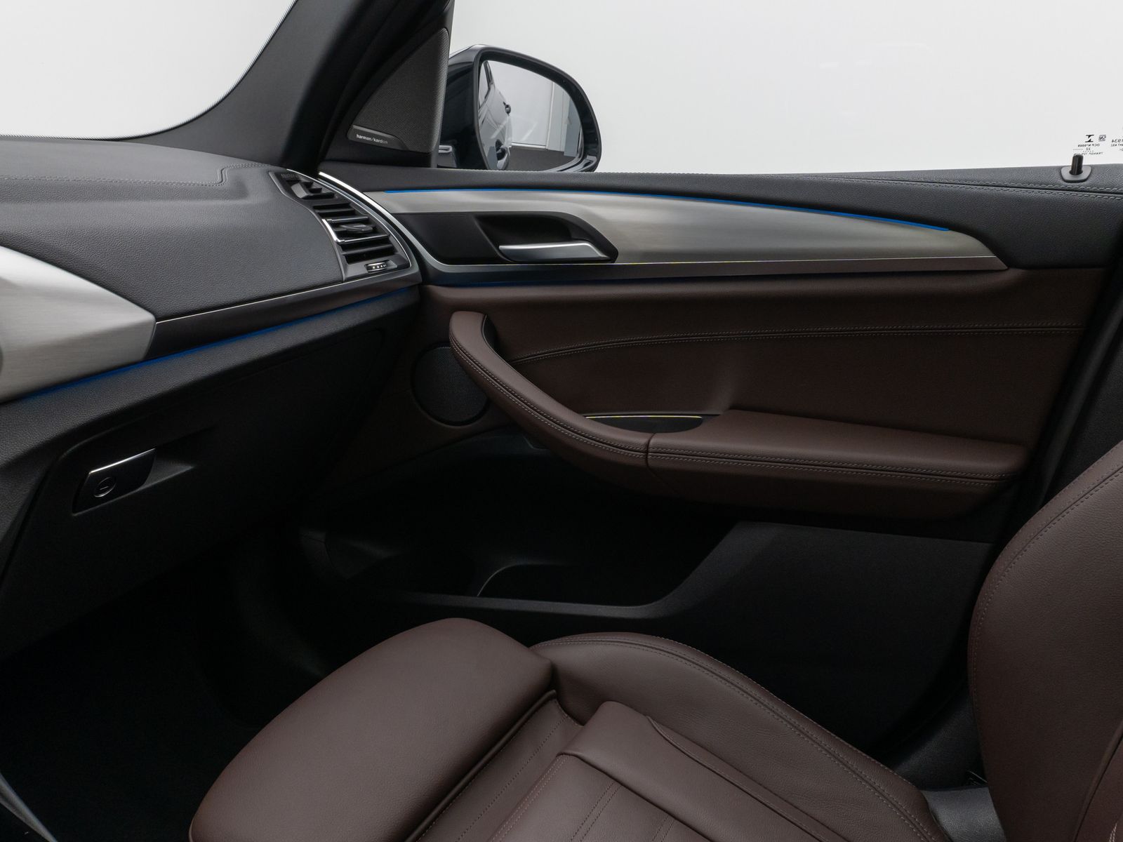 Fahrzeugabbildung BMW iX3 M Sport Impressive Panorama 360°HUD DAB H/K