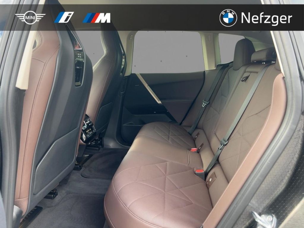 BMW iX - Bild 8