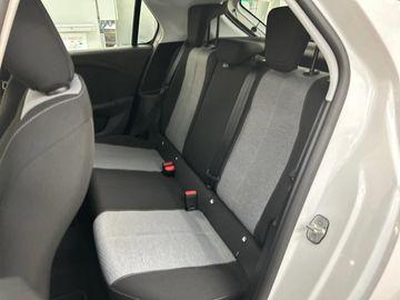 Fotografie des Opel Corsa F Kamera LED Sitzheizung Allwetterreifen