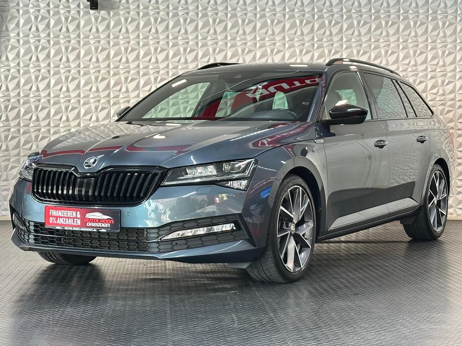 SKODA Superb 2.0TDI SPORTLINE *LED#TEMPO#AHK#PDC#SHZ - Image 4