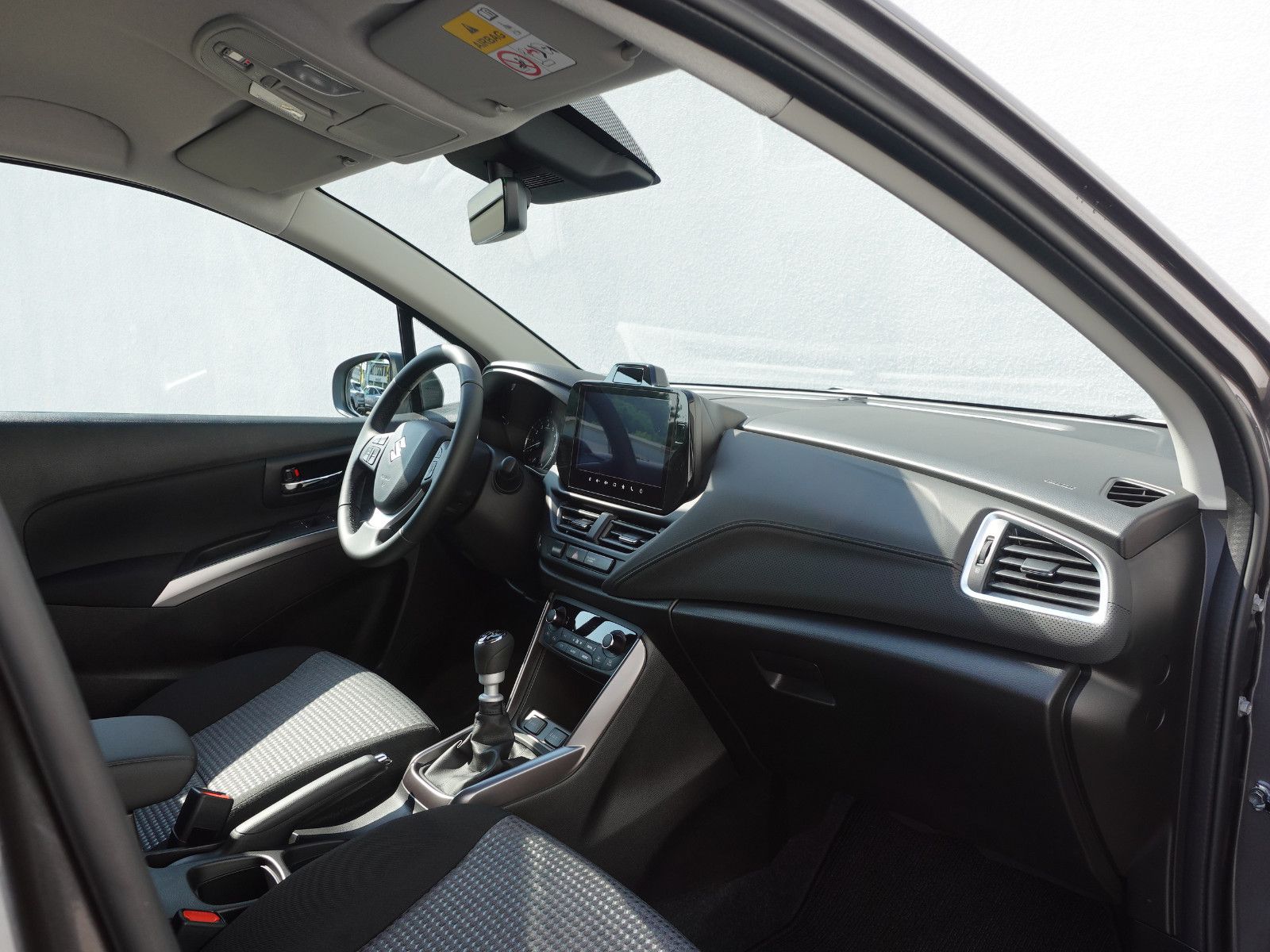 Fahrzeugabbildung Suzuki S-Cross Comfort 1.4,Navi,Kamera,Sitzhzg,LED,17"