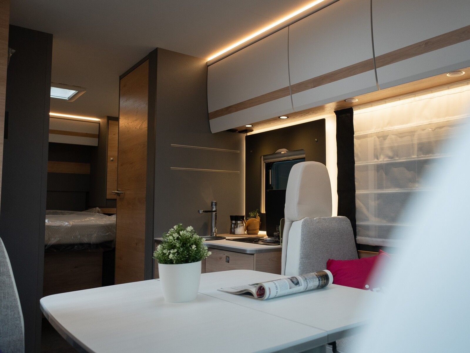 Fahrzeugabbildung Dethleffs Just Camp Active T 7052 DBL ACC-Paket/Automatik