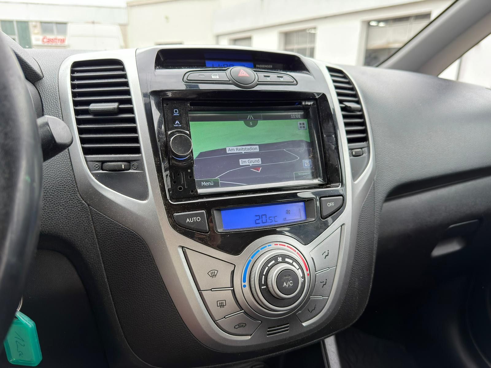 Fahrzeugabbildung Hyundai ix20 1.6 Comfort Navi*Allwetterbereifung