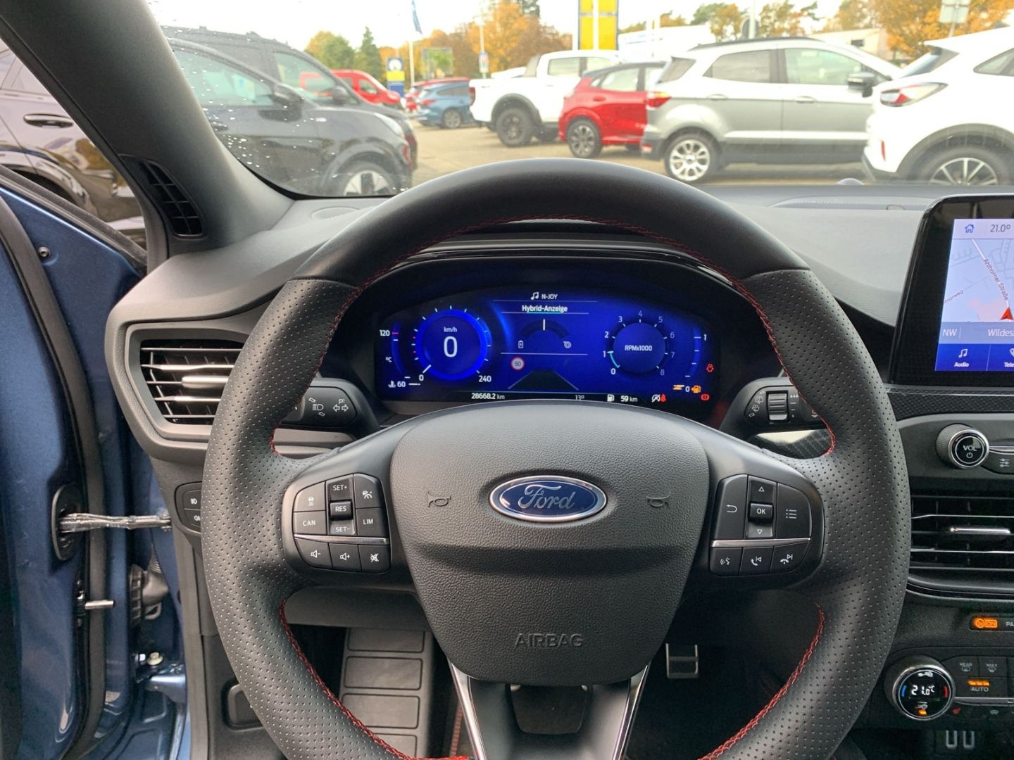 Fahrzeugabbildung Ford Focus Turnier ST-Line X 1.0 EcoBoost Mild-Hybrid