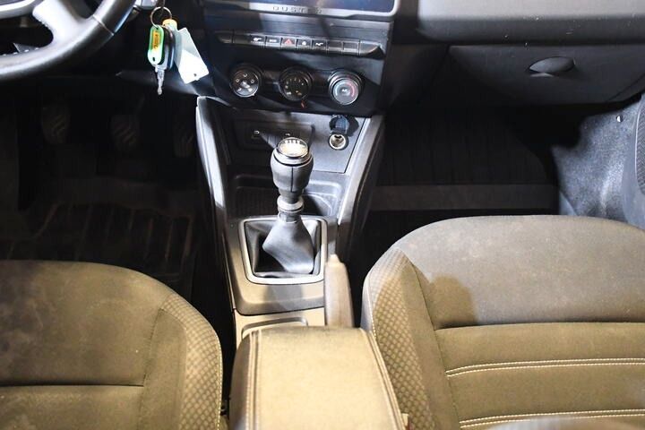 Fahrzeugabbildung Dacia Duster II Expression DIESEL NAVI ALU LED 1.HAND