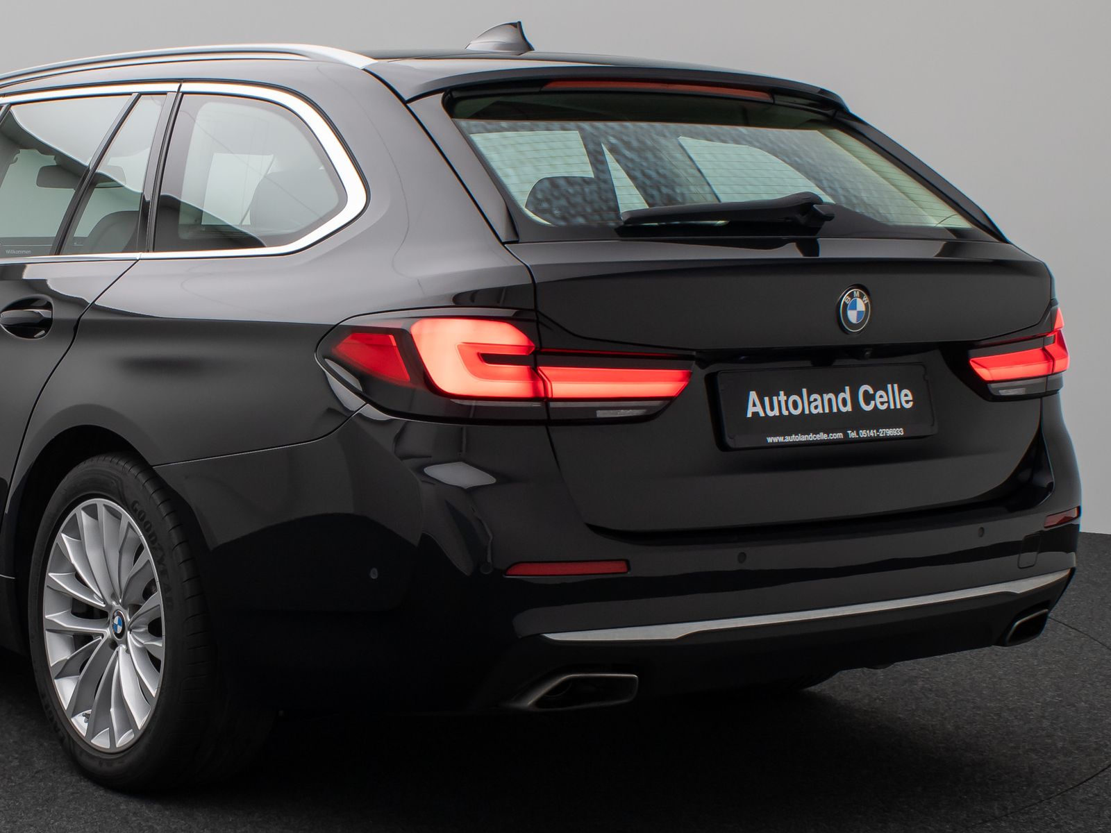 Fahrzeugabbildung BMW 540d xD Luxury Line Laser 360°HUD DAB HiFi AHK