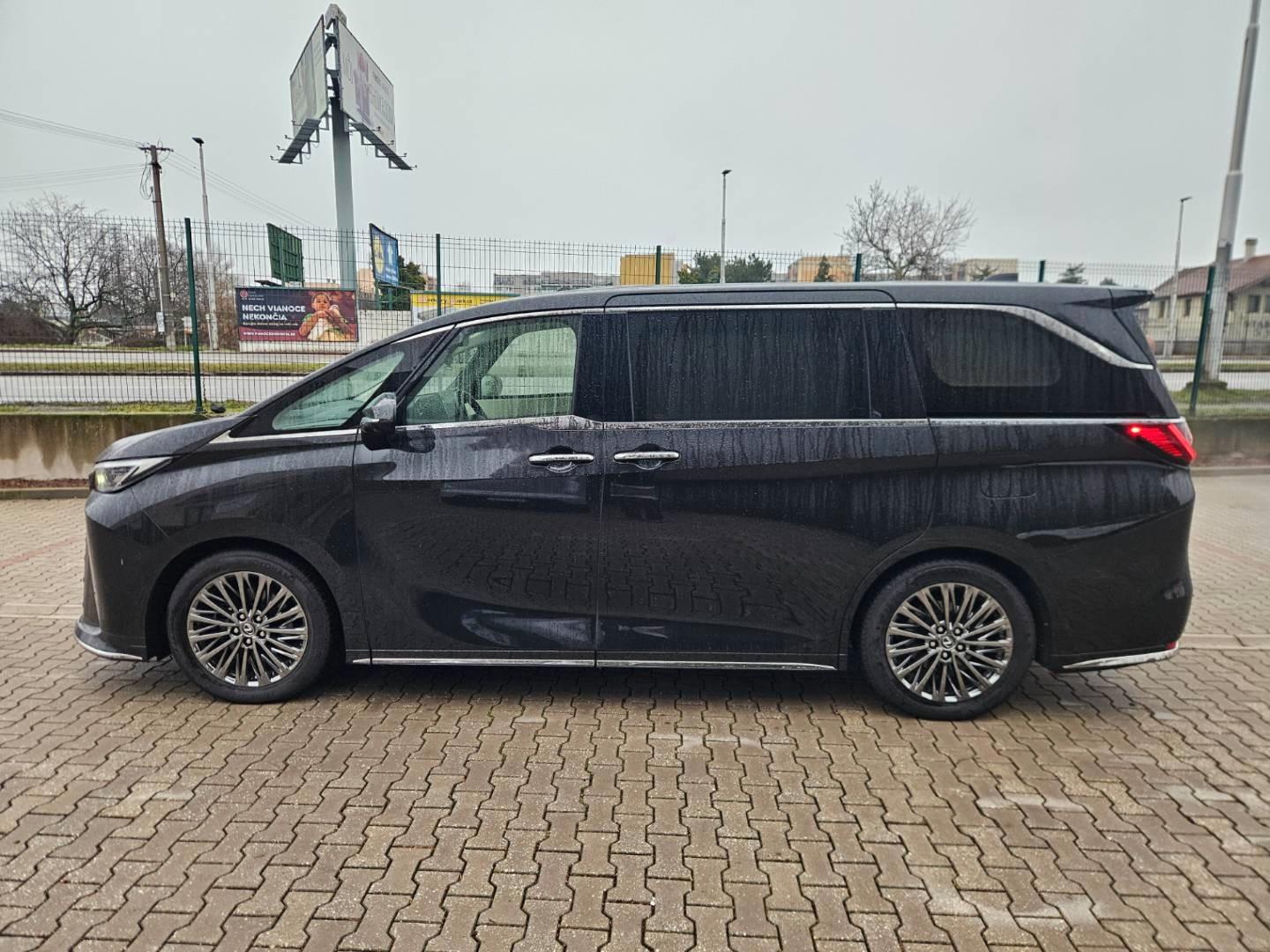 Lexus LM 2024 occasion — photo 2