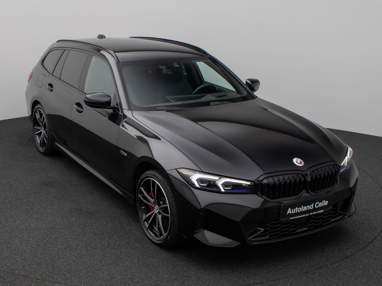 Fahrzeugabbildung BMW 330e xD M Sport Pro Kamera HUD DAB H/K Stop&Go