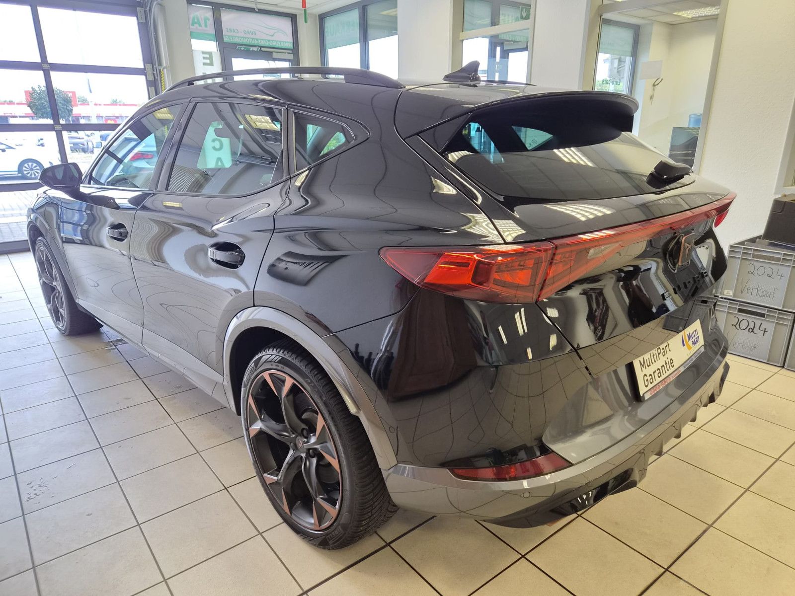 Fahrzeugabbildung CUPRA Formentor VZ e-Hybrid / GEPFLEGT / 1. HAND