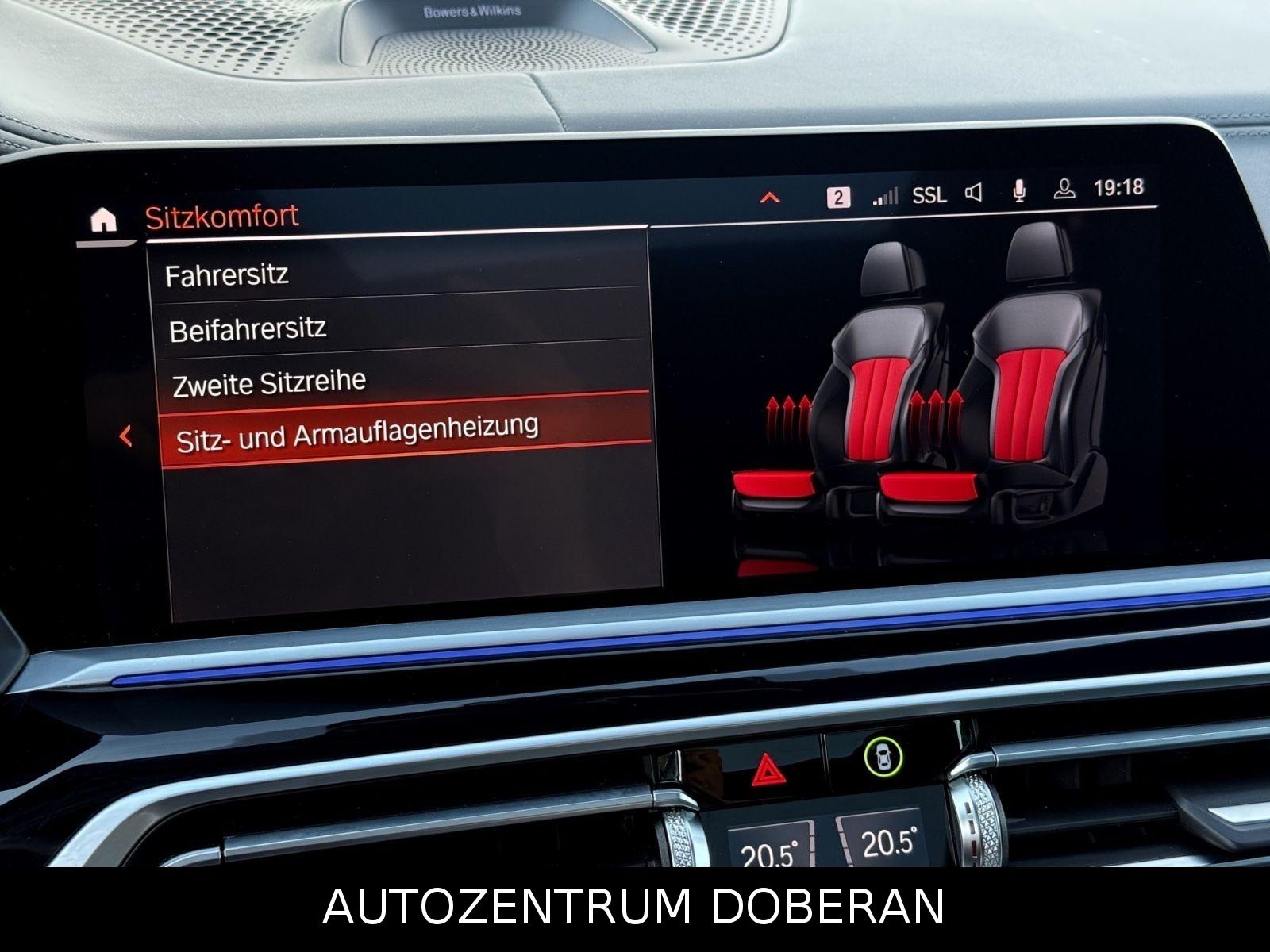 BMW X7 M50d SkyLounge Night B&W Laser Sthz Softclose