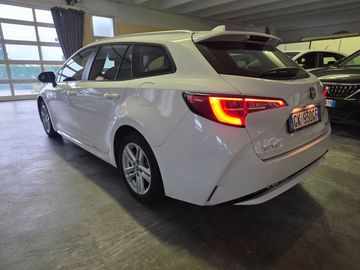 Toyota Corolla - 5