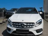 Mercedes-Benz GLA 200 AMG LINE-NAVI-PANO-LED-SHZ-2.HAND - weiße Mercedes-Benz GLA 200