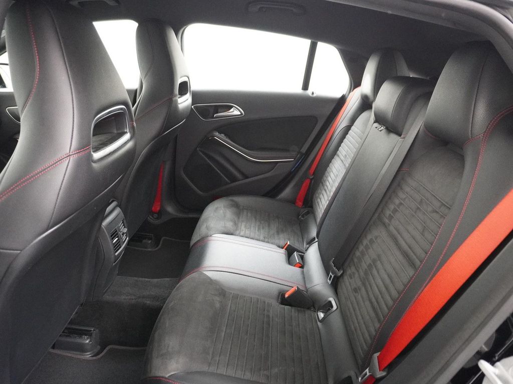 Mercedes-Benz CLA 250 Shooting Brake Sport 4MATIC Business kam