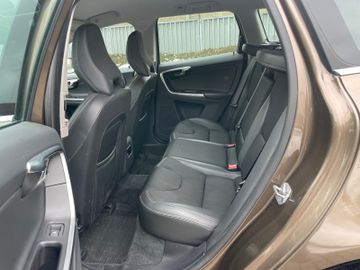 Volvo XC60 - 11
