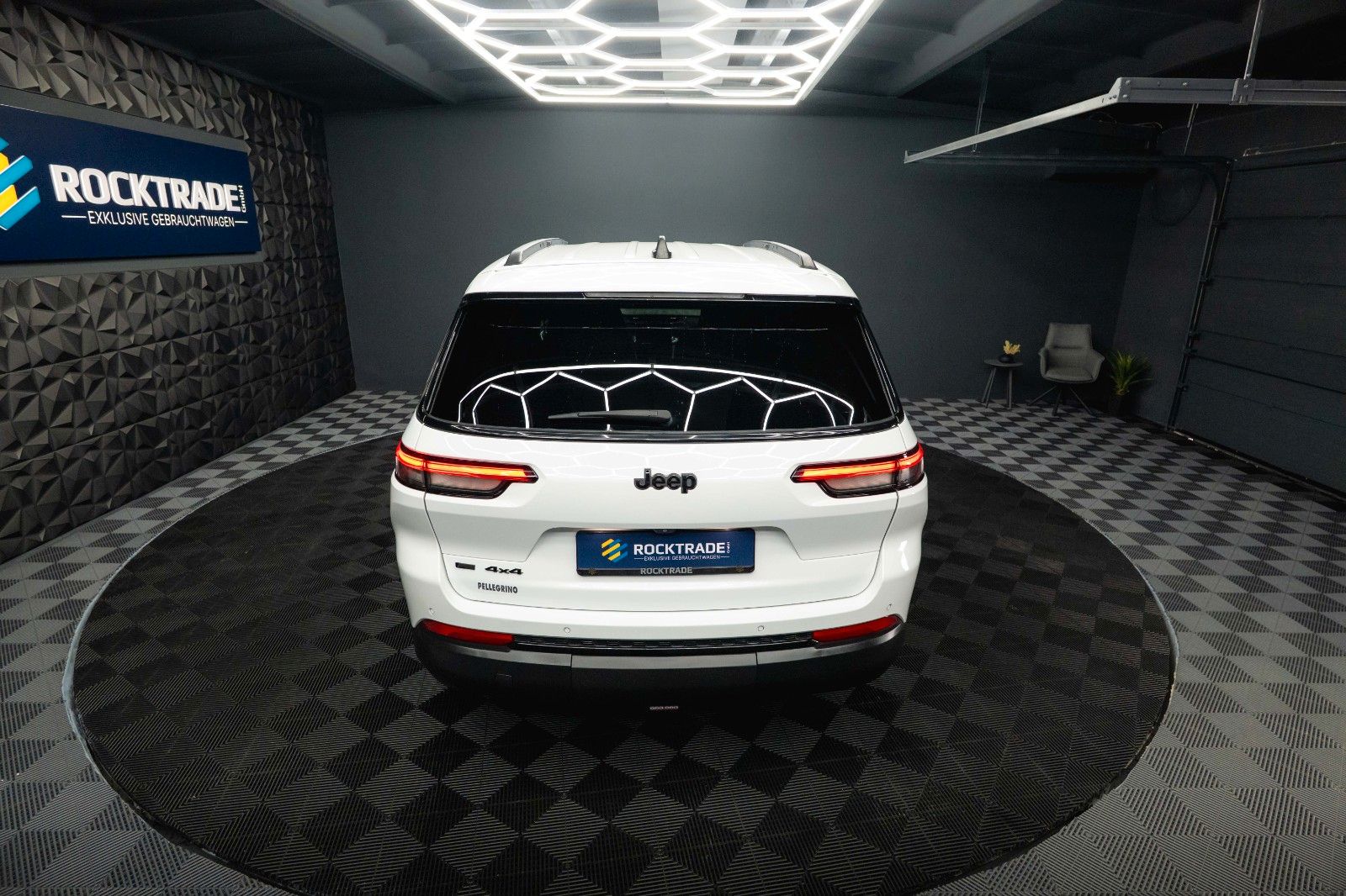 Fahrzeugabbildung Jeep Grand Cherokee 3.6 4x4 L Altitude Mod. 2022 19%