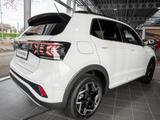 Volkswagen T-Cross R-Line 1.0 l R-Line IQLight Kam. Navi - Volkswagen T-Cross mit Benzin-Antrieb: mit Navigationssystem, Geländewagen, mit Klimaanlage