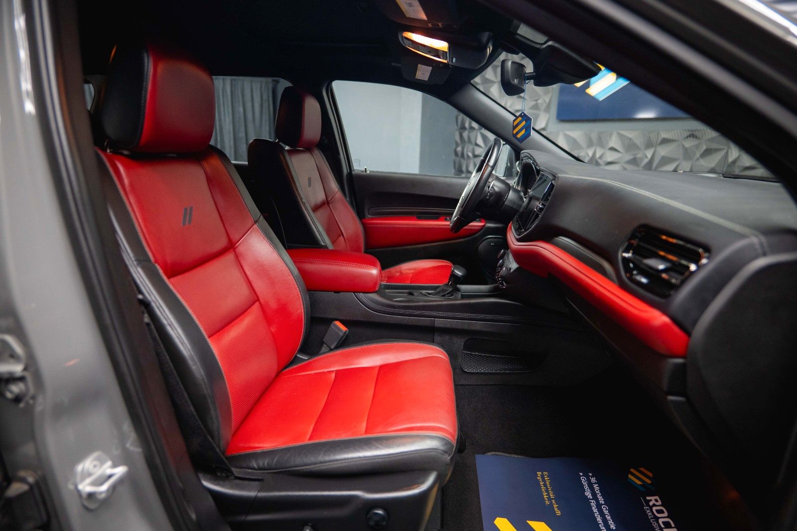 Fahrzeugabbildung Dodge Durango 5.7 V8 R/T 4x4 Night-Paket Modell 22 LED