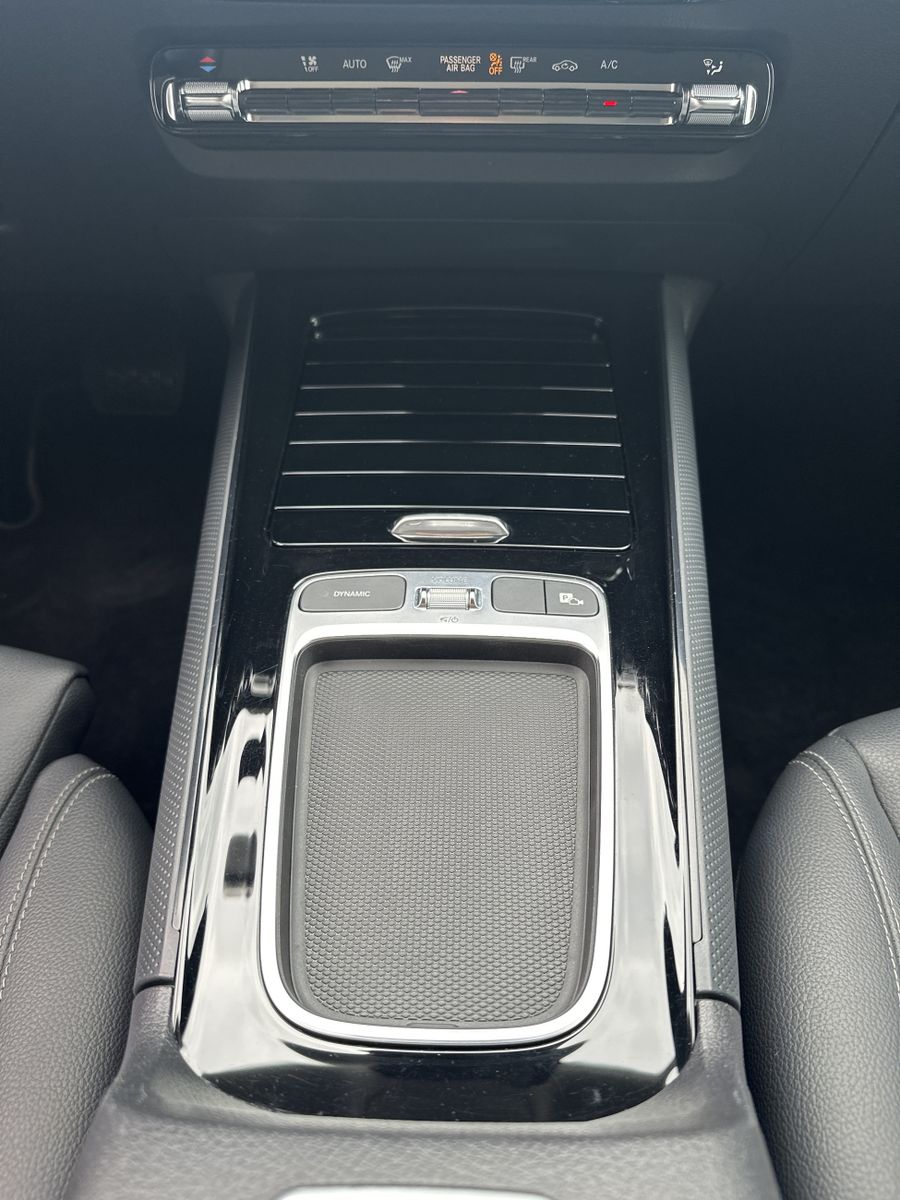 Fahrzeugabbildung Mercedes-Benz B 220d NAV+LEDER+KEYLESS+KAM+WIDESCREEN