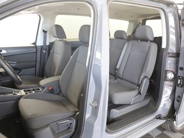 Volkswagen Caddy Maxi eHYBRID DSG LED ACC 7SITZ 5J GARANTIE