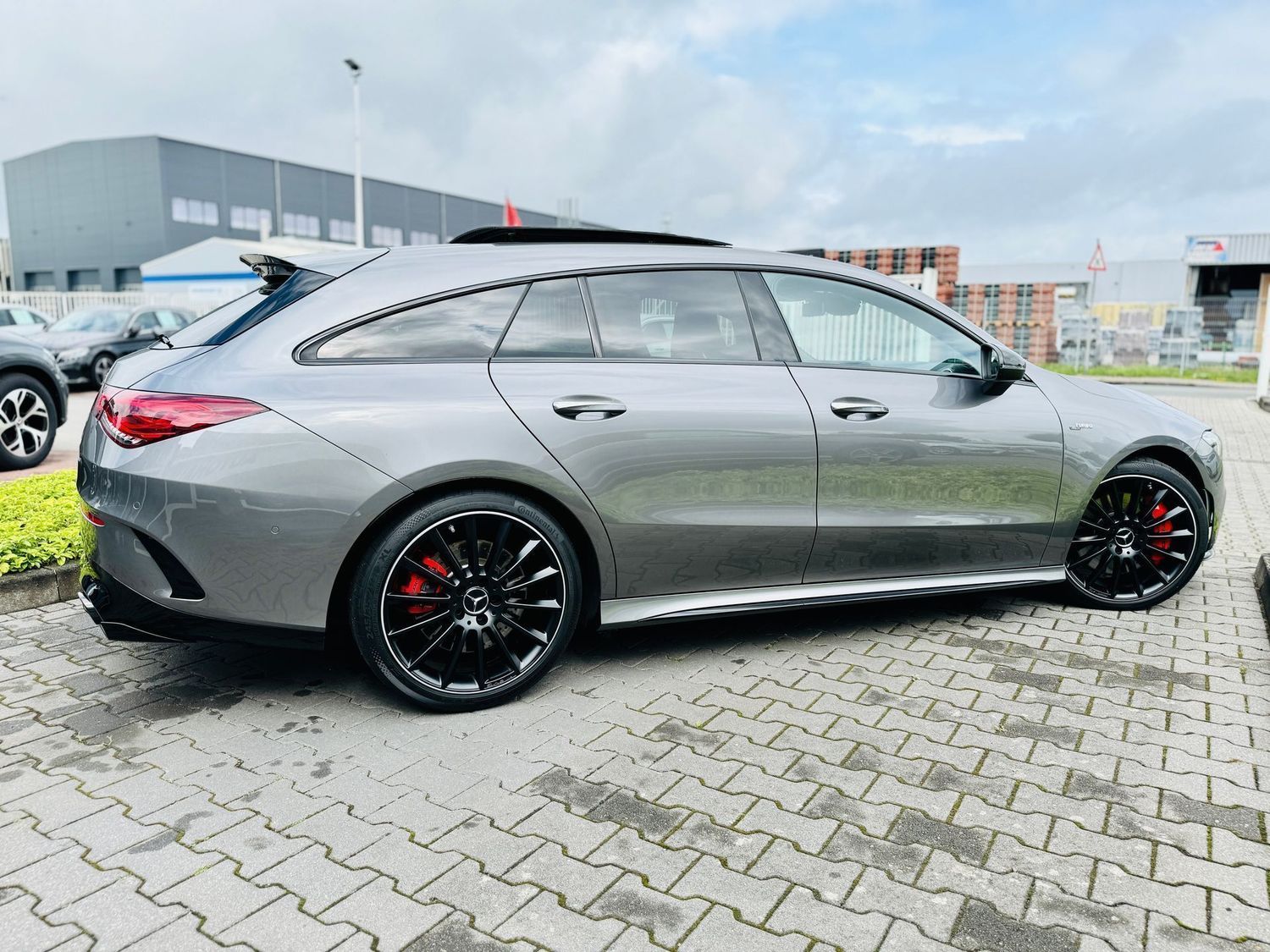 Fahrzeugabbildung Mercedes-Benz CLA 35 AMG Shooting Brake 4M AMG, Memory, Aerody