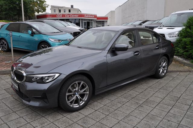 BMW 320 d xDrive Lim.  LEDER Live Cockpit LED ACC