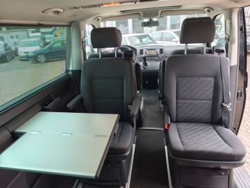 Volkswagen T5 Multivan - 12
