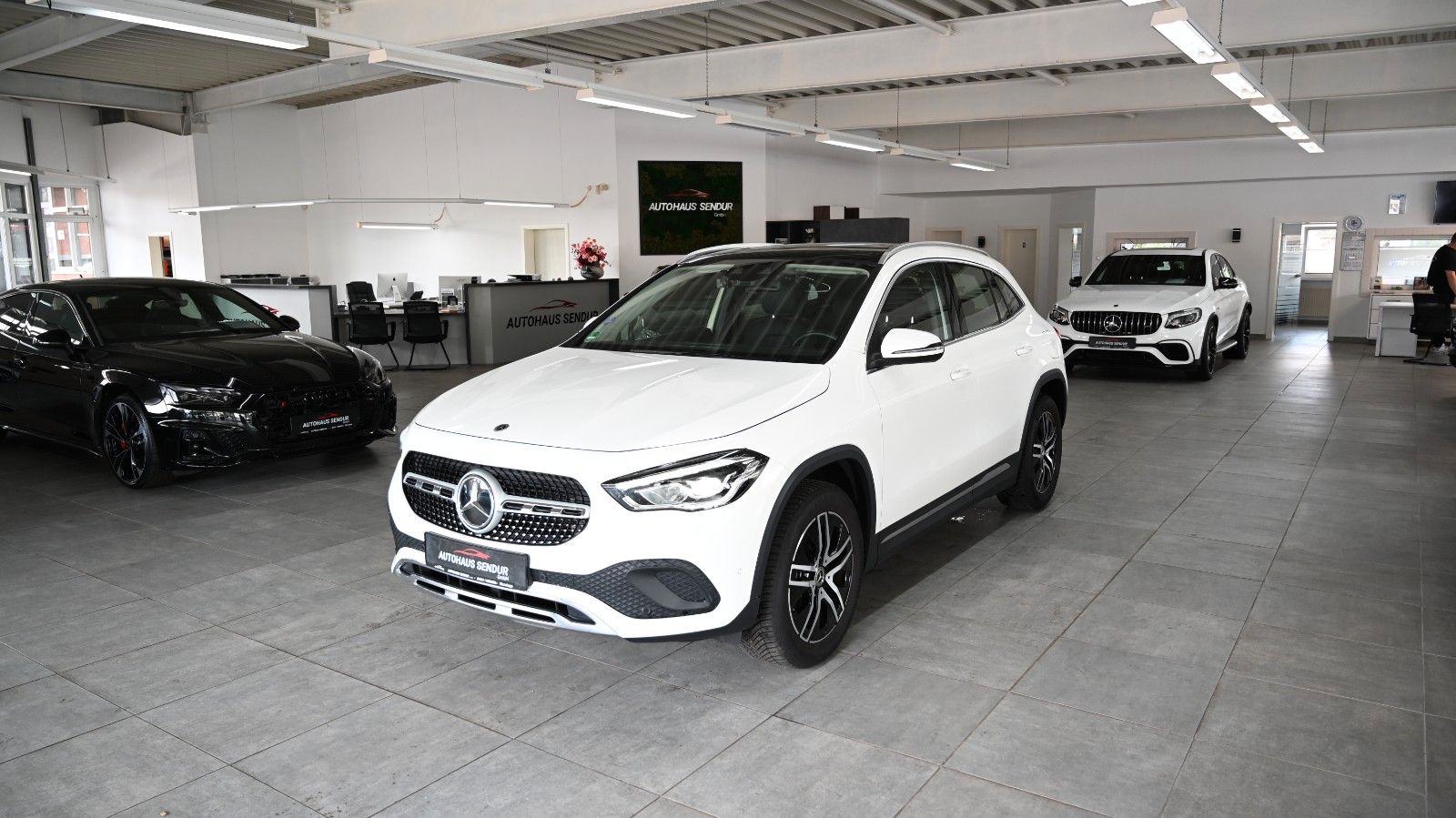 GLA 200 *PANO*KAMERA*TOP*SERVICE NEU