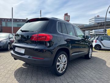 Volkswagen Tiguan - 6
