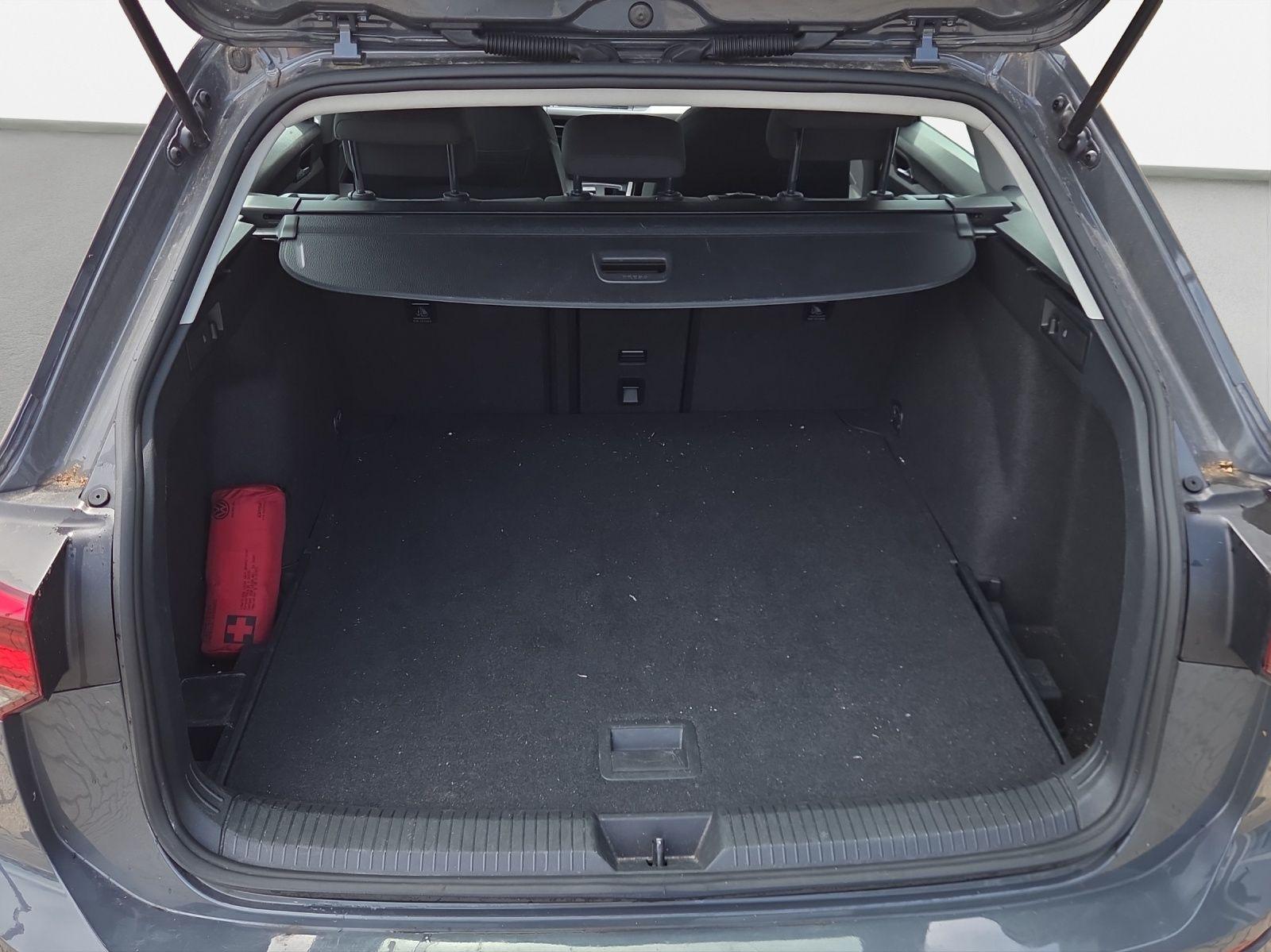 Volkswagen Golf VIII Variant 1.0 TSI DSG Life*Navi*ACC*AHK*, миниатюра 11