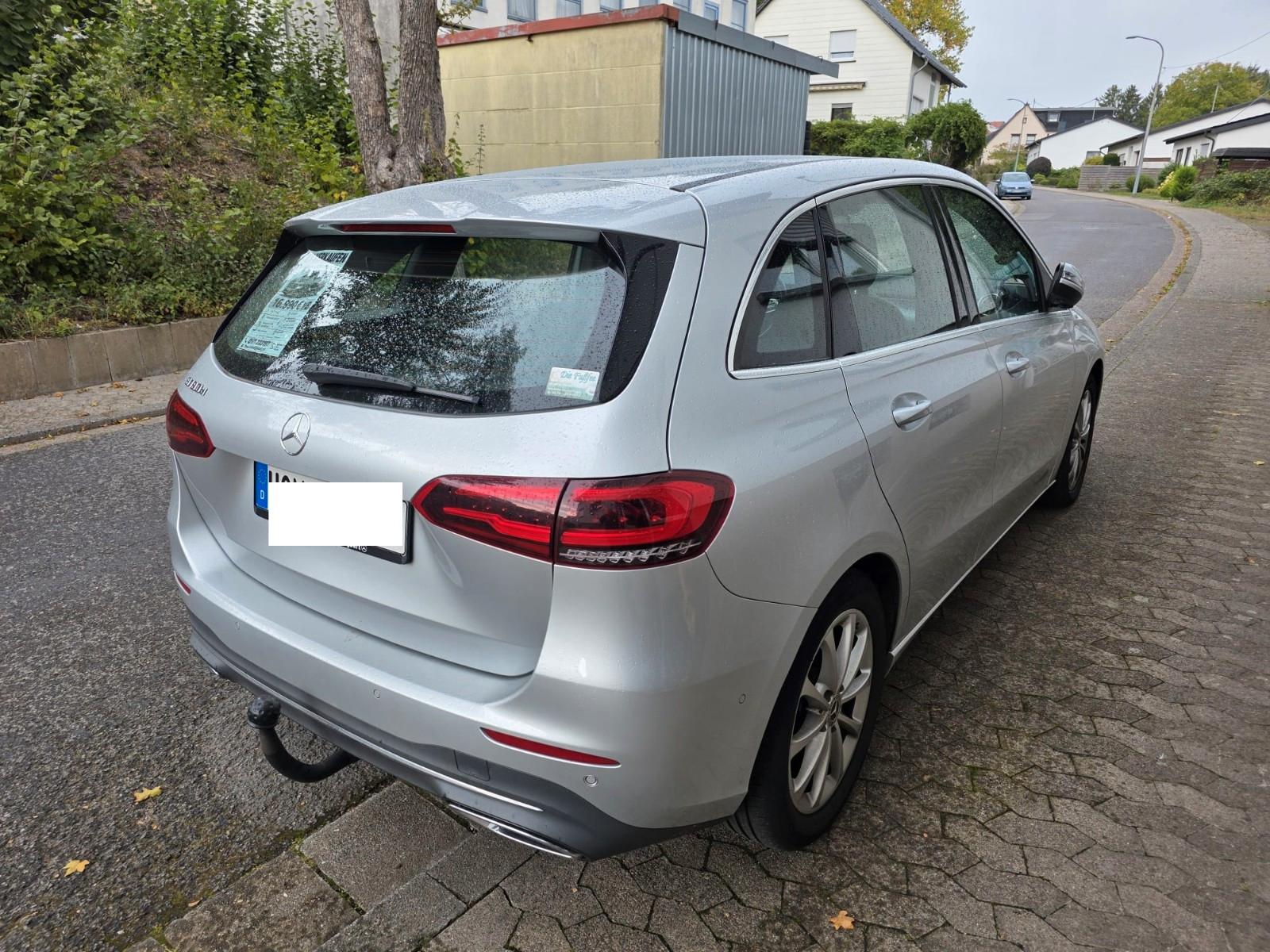 Mercedes-Benz B 180 d DCT Progressive