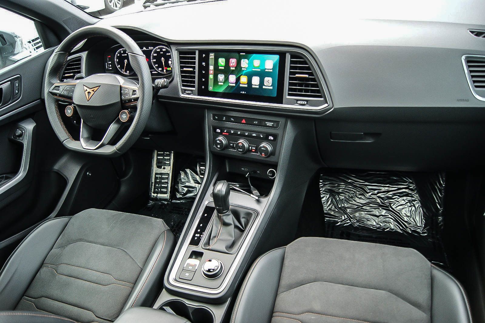 Fahrzeugabbildung CUPRA Ateca 2.0i 4Drive TRAILASSYST SCHIEBEDACH BEATS